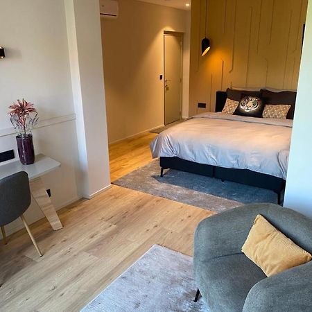 Good Mood - Chambres Et Suite Namen Buitenkant foto