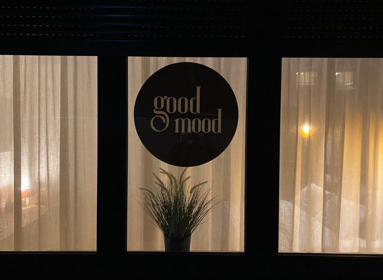 Good Mood - Chambres Et Suite Namen Buitenkant foto